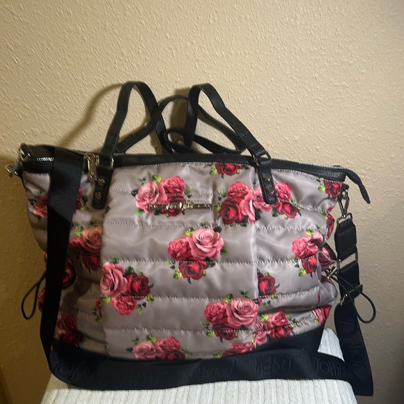 Betsy Johnson tote - Picture 2 of 9